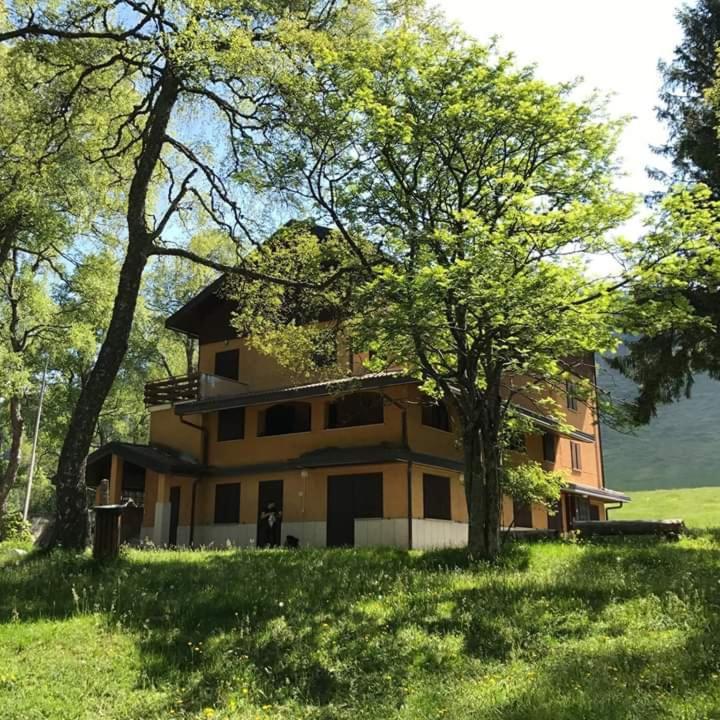 La Capanna Apartamento Margno Exterior foto
